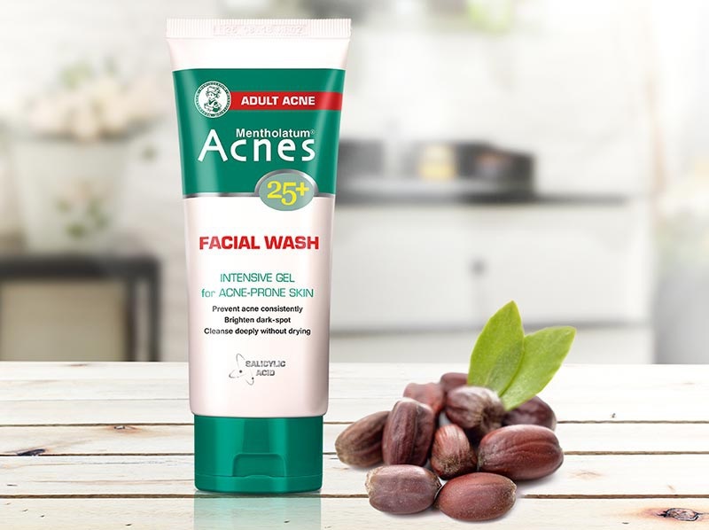 Acnes 25+ Facial Wash là dòng sản phẩm sữa rửa mặt dành cho những người có làn da mụn