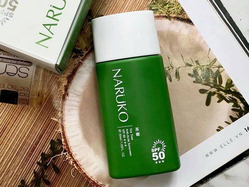 Kem chống nắng Naruko Tea Tree Anti-Acne Sunscreen SPF50+++