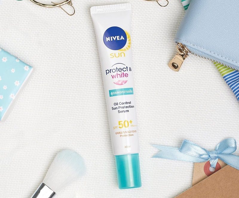 Kem chống nắng Nivea Protect And White Oil Control Sun Protection Serum