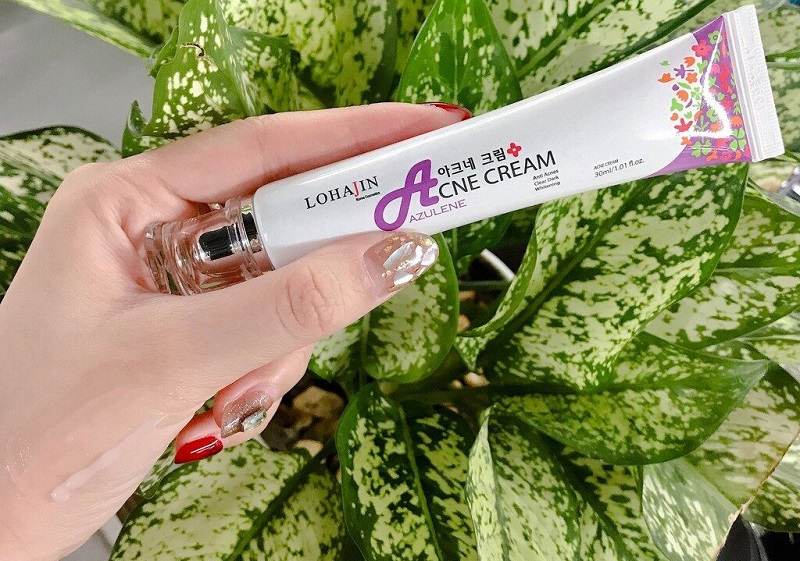 Sản phẩm kem bôi trị mụn Lohajin Azulene Acne Cream của Hàn Quốc